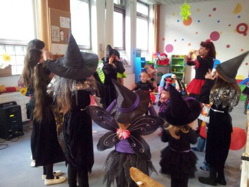 1379557_542913472449377_490886147_n